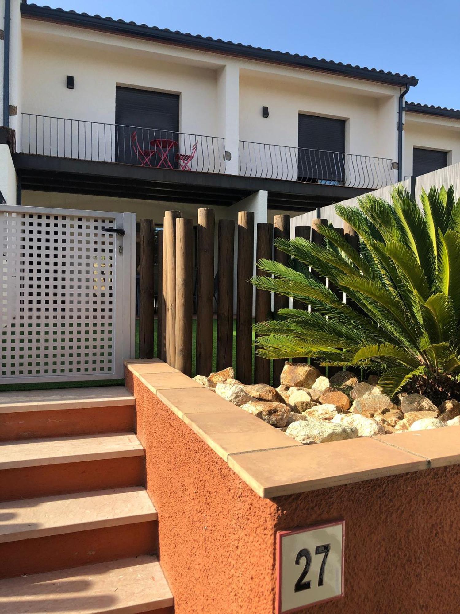 הוילה Torroella de Montgrí Kalma House מראה חיצוני תמונה